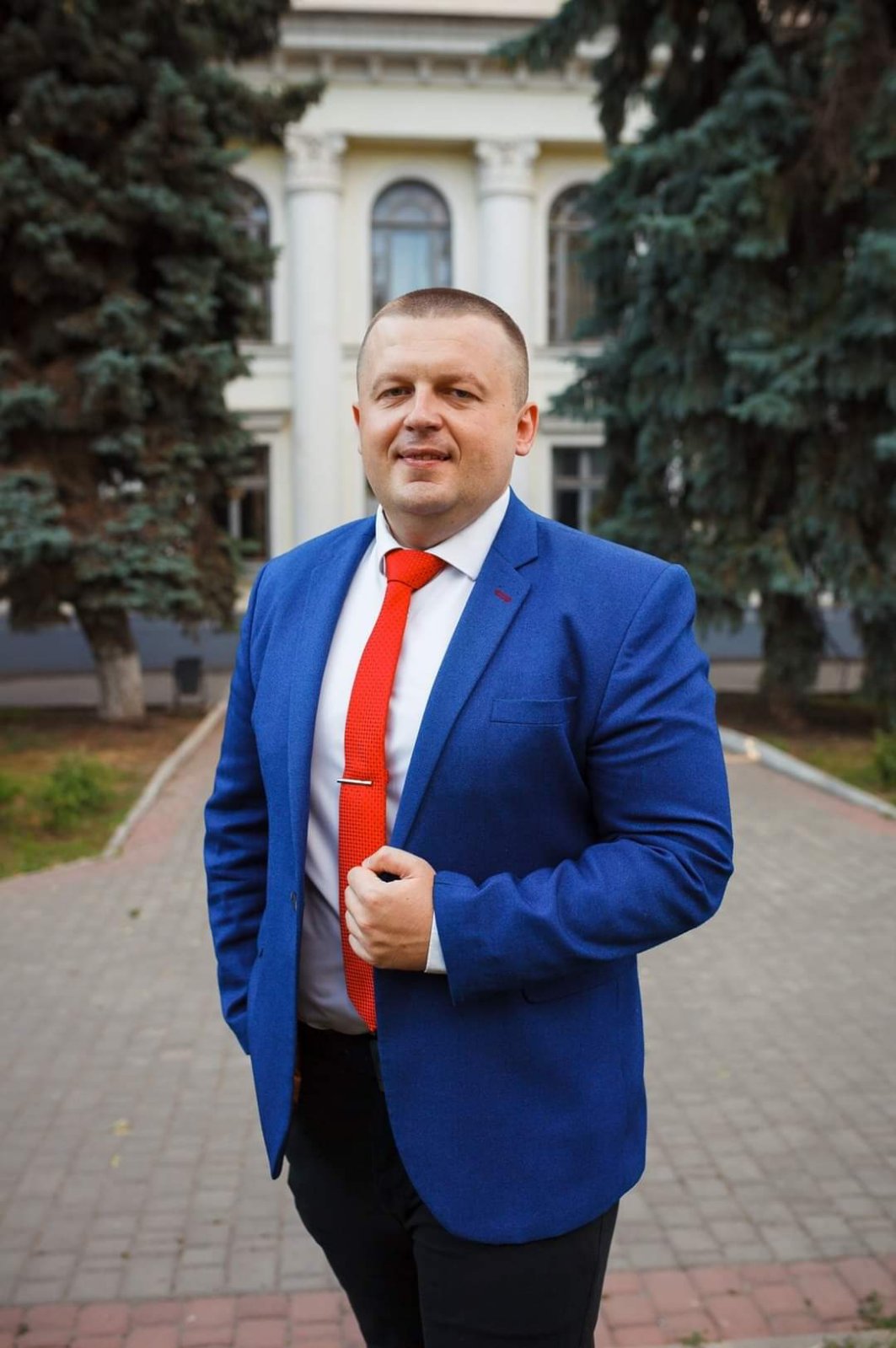 Адвокат Роман Лихачев