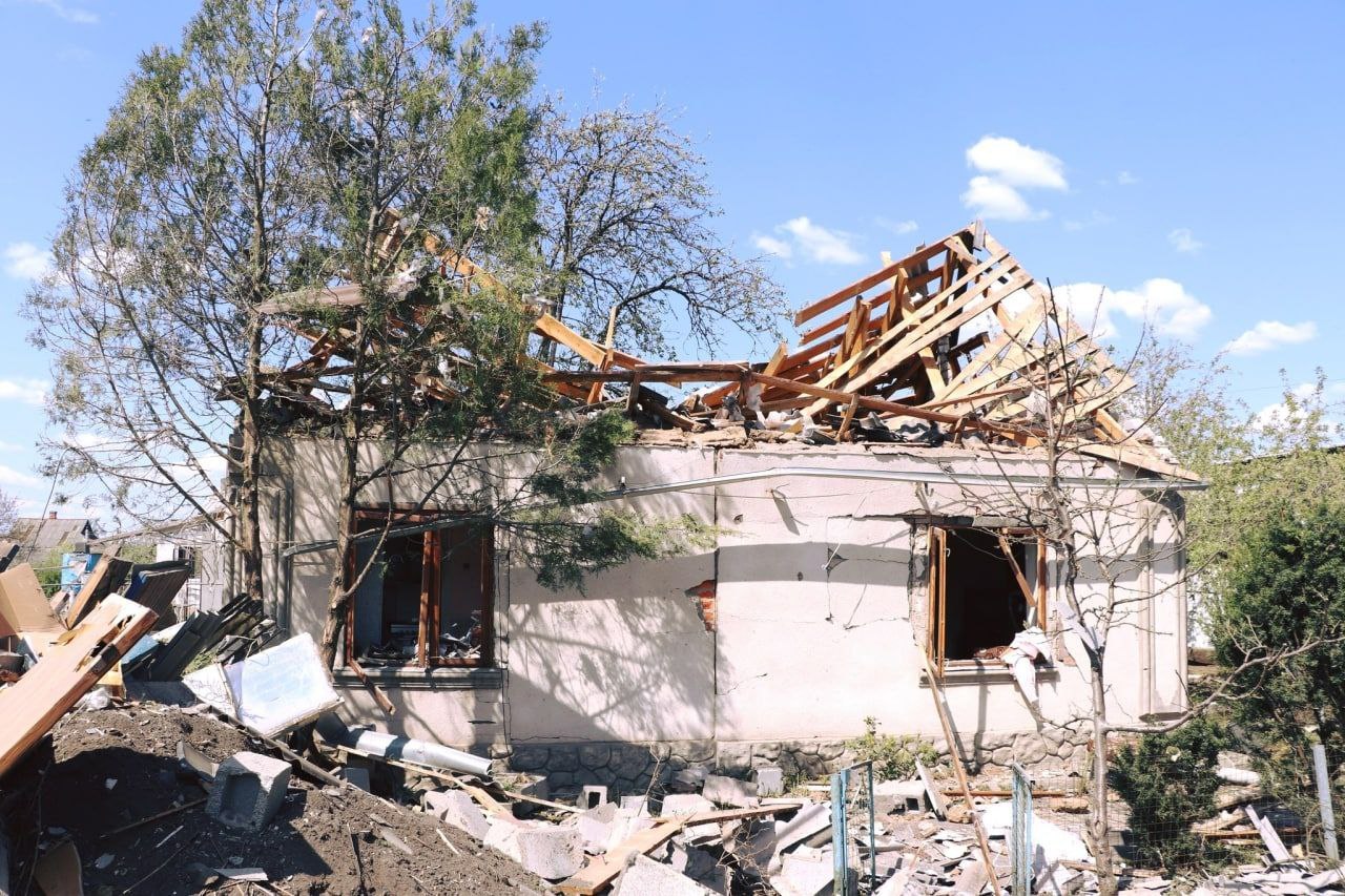 Харківщина під вогнем окупантів: зруйновані школи, домівки, підбита техніка. Фото