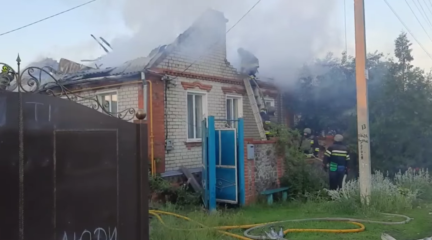 За добу через обстріли у Харківській області спалахнуло сім пожеж, - ДСНС