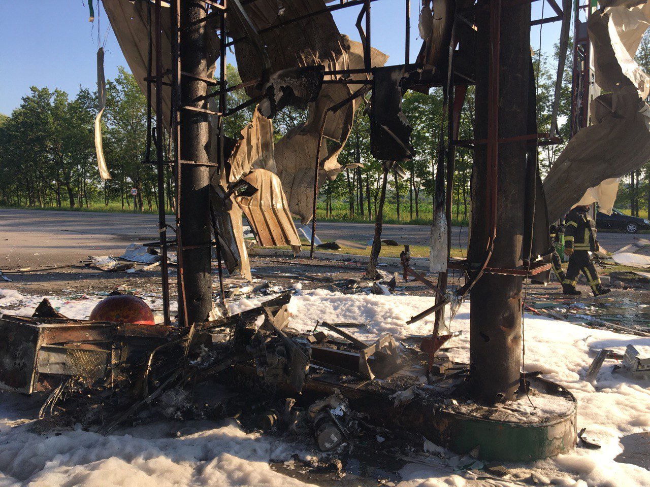 Окупанти обстріляли Чугуїв: зруйновано будинки та об'єкт інфраструктури