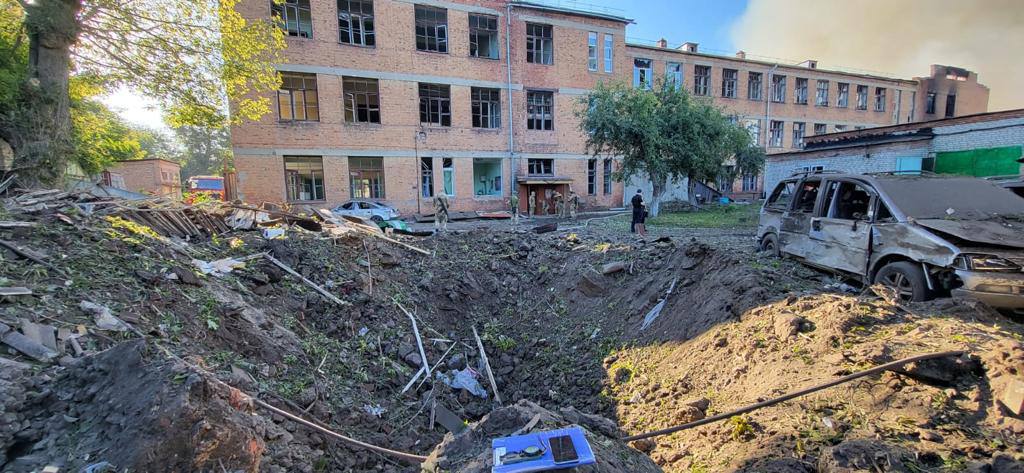 Обстріли Харківщини за добу: окупанти знову вдарили по освітньому закладу