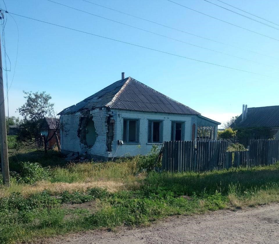 Розстріляний будинок у Боровій