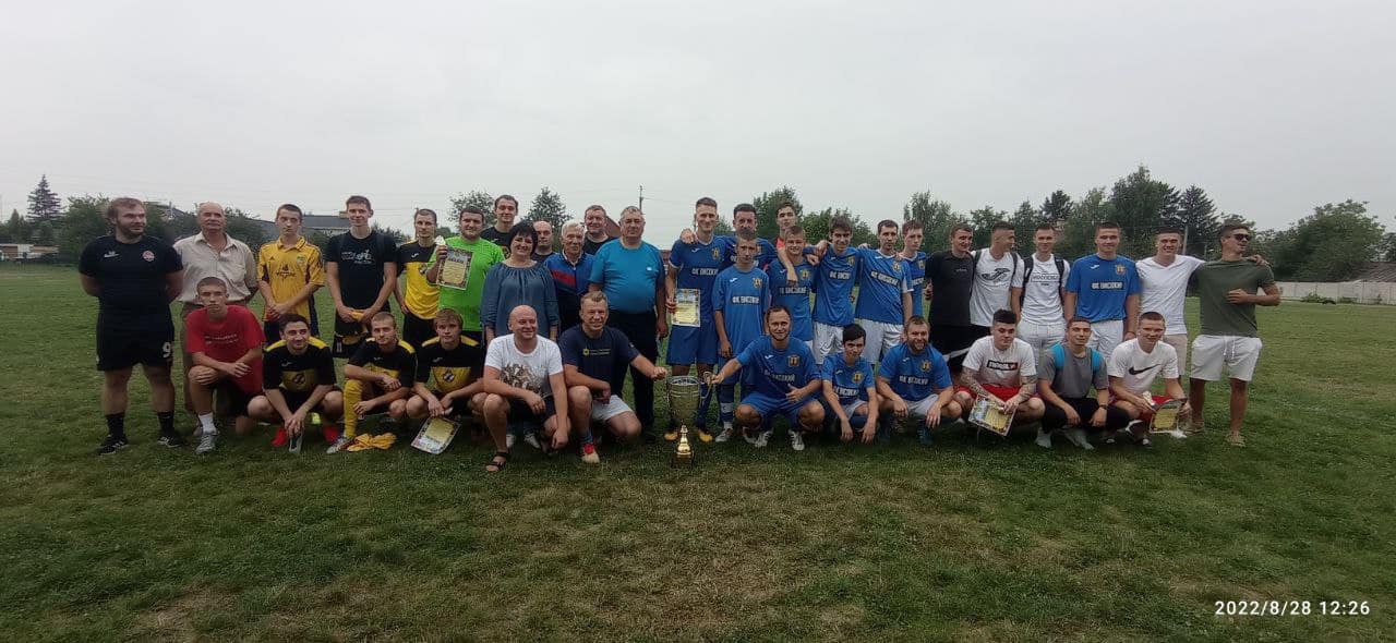 28 серпня між командами селища Високий та Покотилівка пройшов футбольний турнір.