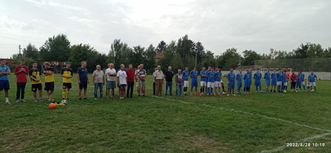 28 серпня між командами селища Високий та Покотилівка пройшов футбольний турнір.