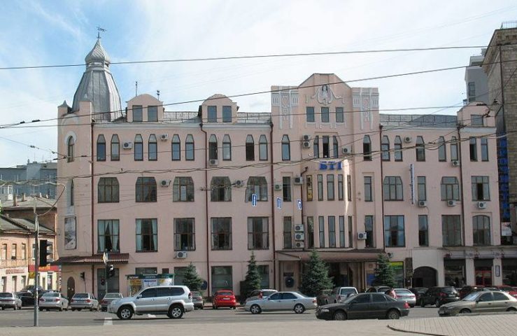Будинок нерухомості у Харкові до реставрації