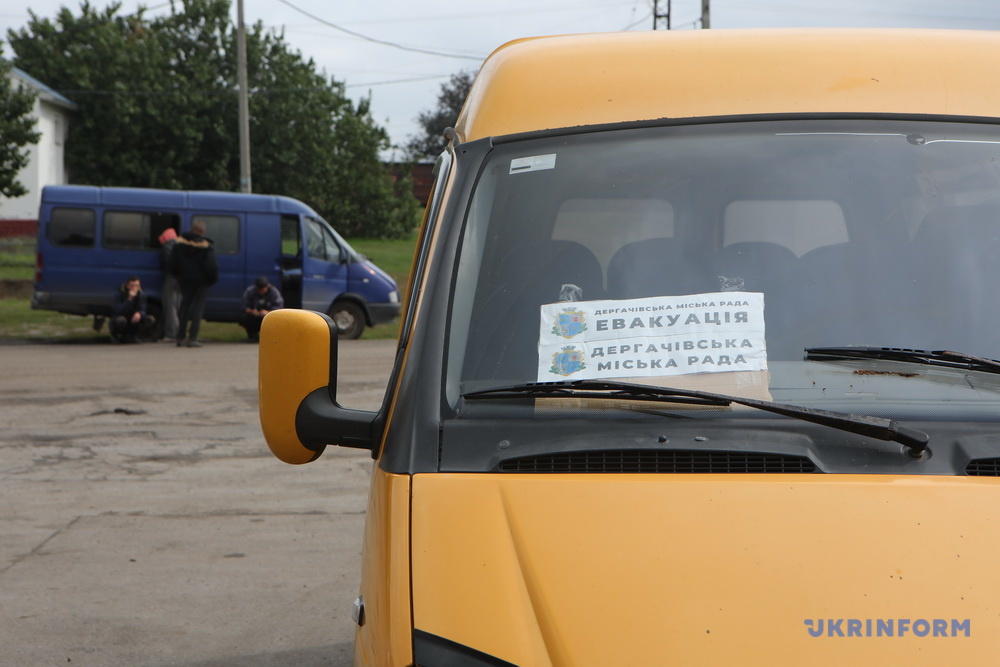 Евакуаційний автобус з Козачої Лопані, який сфотографував кореспондент Укрінформ