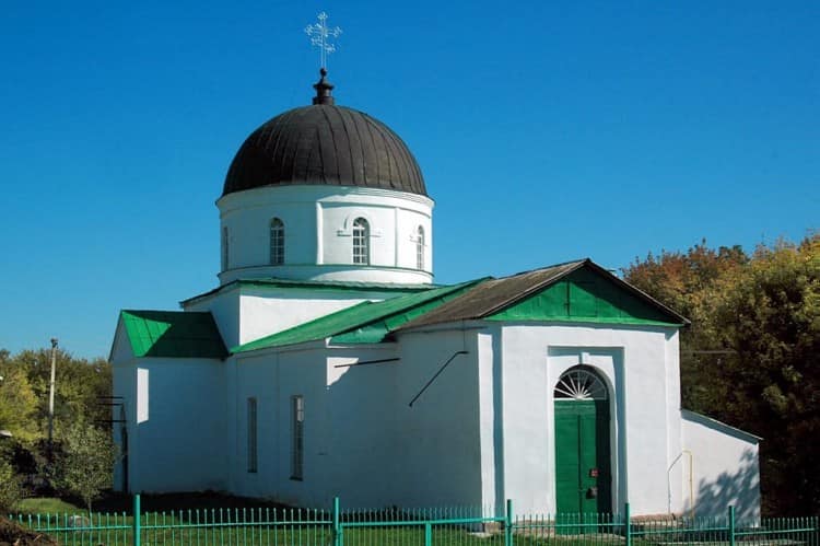 Свято-Троїцька церква в Малій Комишувасі до російського вторгнення