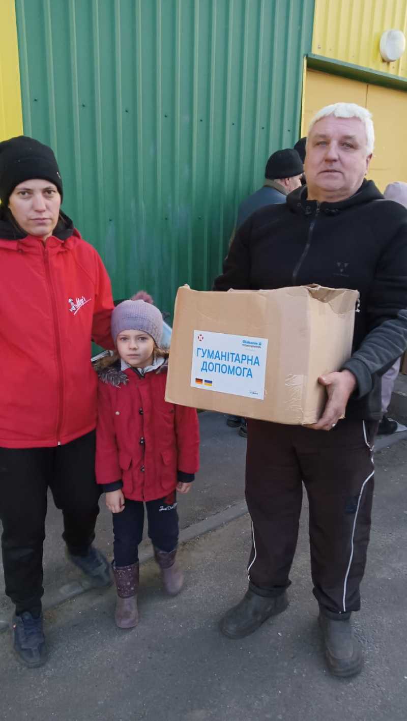 Видача гуманітатрної допомоги у Вовчанській громаді, Харківська область