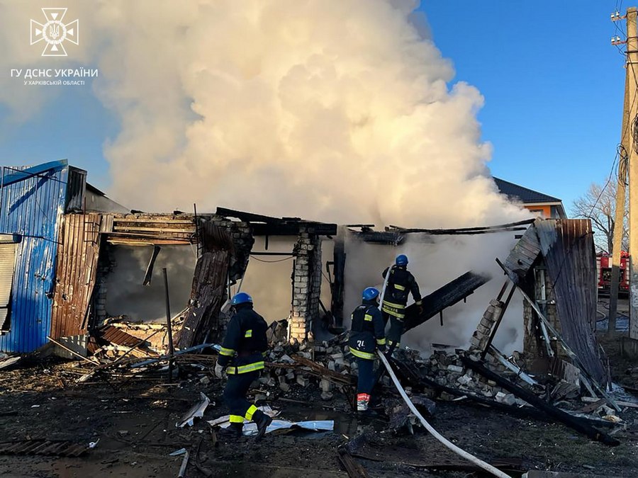 Обстріли Куп’янськ, пожежа у магазині. 25 січня 2023
