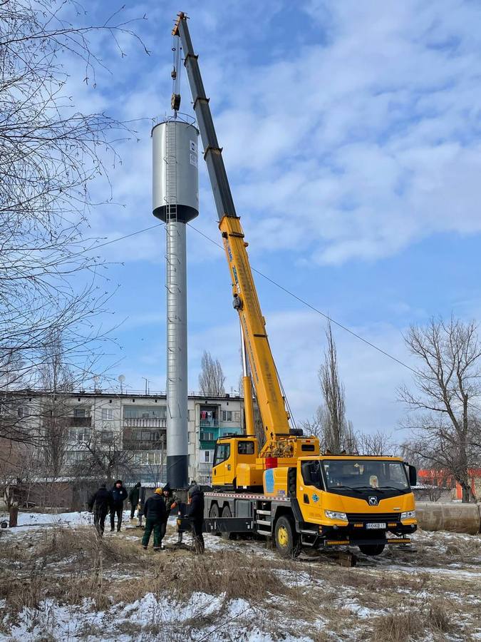 Мартове. Відновлена водонапірна башта 