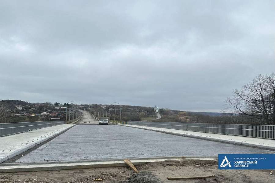 харківська область, ремонт зруйнованого мосту. Березень 2023 