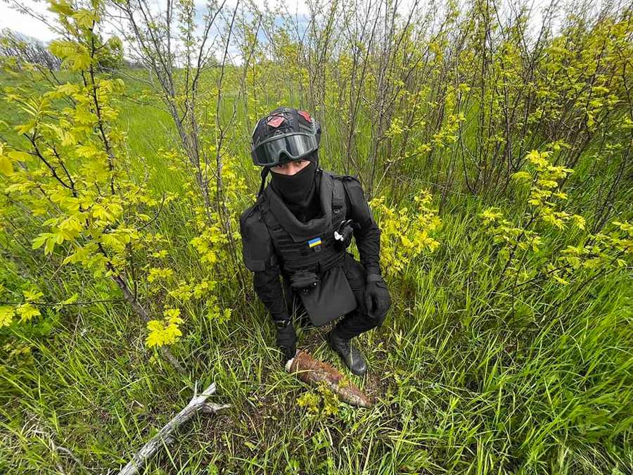 Харківська область. 10 травня сапери знешкодили 80 вибухонебезпечних предметів