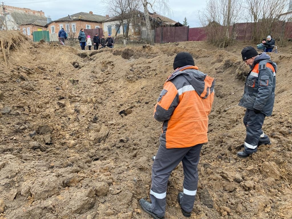 Одними з перших на місця обстрілів приїжджають працівники газового господарства