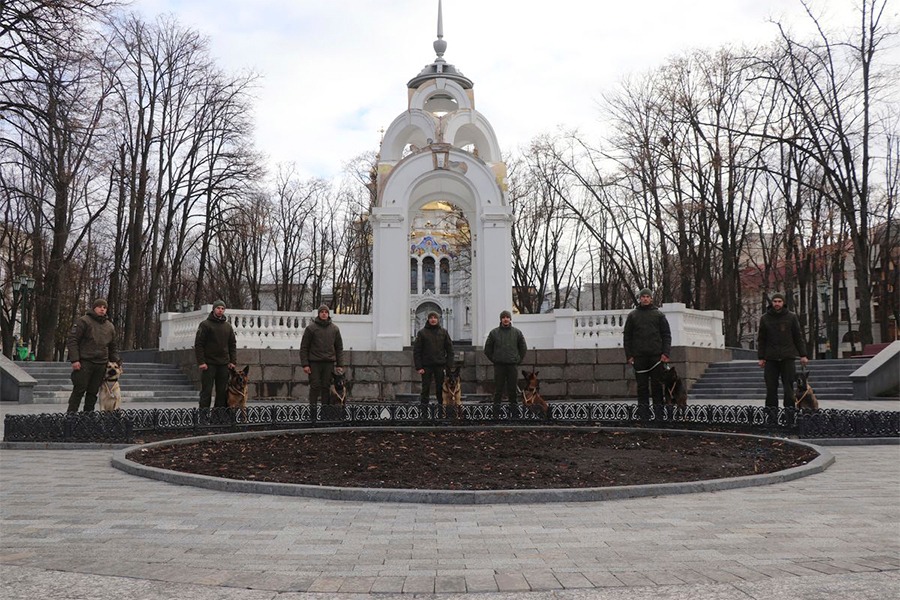 Нагородження службових-собак 5 слобожанської бригади НГУ, Харків