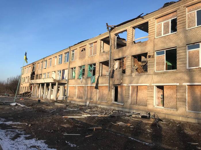Пошкоджена будівля