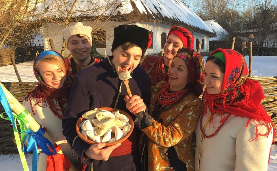 Вареники з сиром - традиційна страва української масниці
