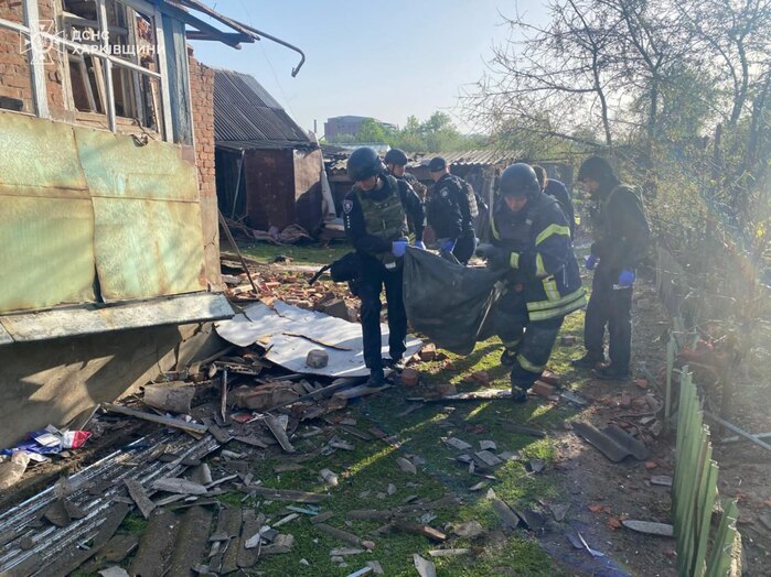 ДСНС деблокували з-під завалів чоловіка у Вовчанську