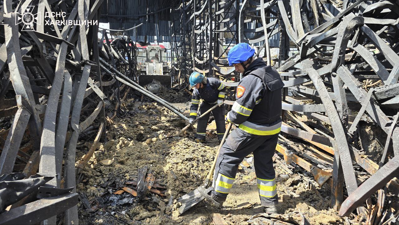 Харків, розбір завалів в Епіцентрі