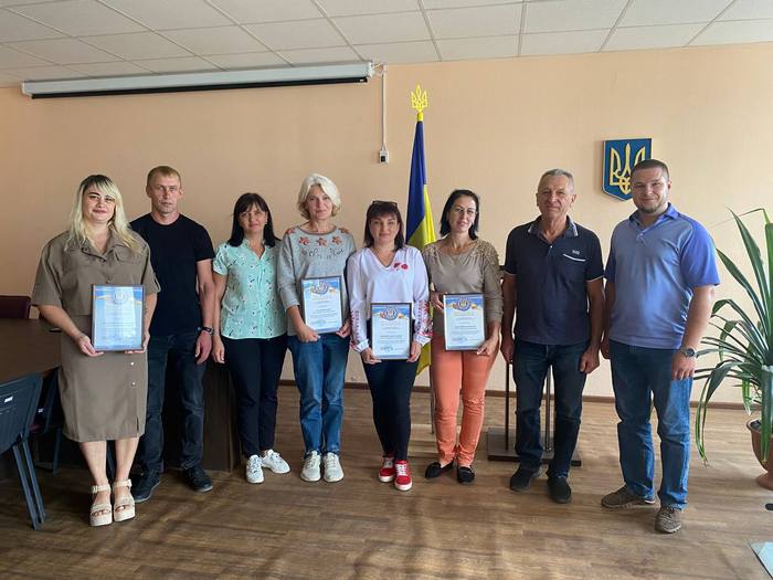Очільник Малинівської громади нагородив п’ятьох патронатних вихователів, Харківська область, Україна