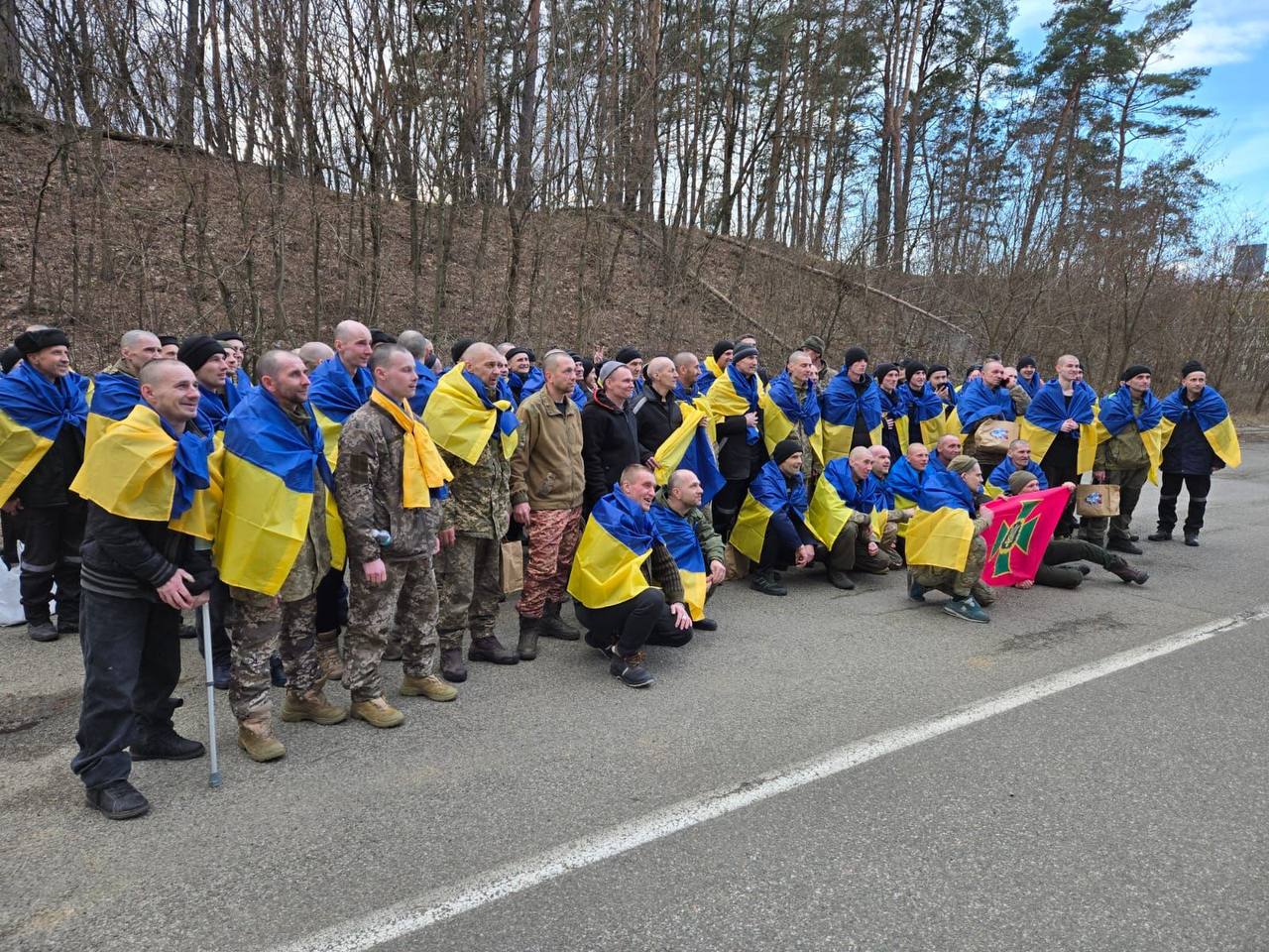 175 військових повернулися з полону