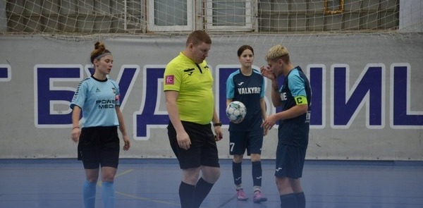 Другий сезон поспіль жіночка команда з футзалу з Донецької громади грає у чемпіонаті України серед команд вищої ліги    