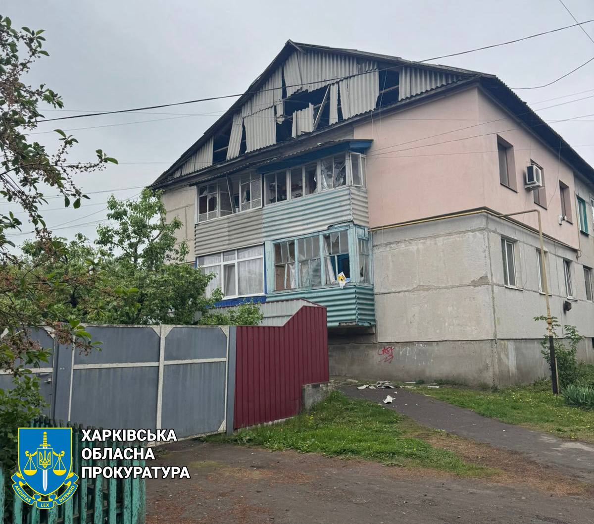 Великий Бурлук, пошкоджений будинок