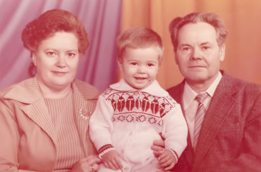 Лілія Філімонівна з чоловіком та онуком
