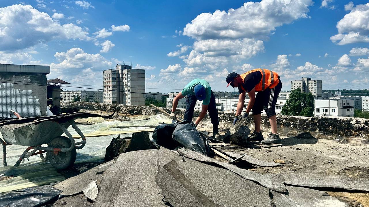 Ремонт даху багатоповерхівки