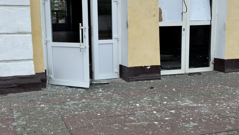 Вокзал Полтава-Південна після обстрілу 29 червня