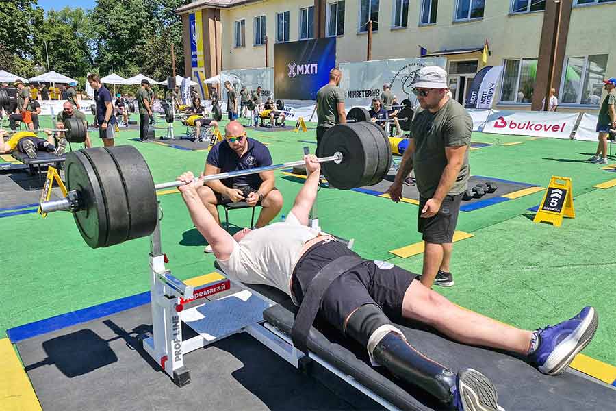 200 ветеранів та ветеранок зі всієї України взяли участь у змаганнях 