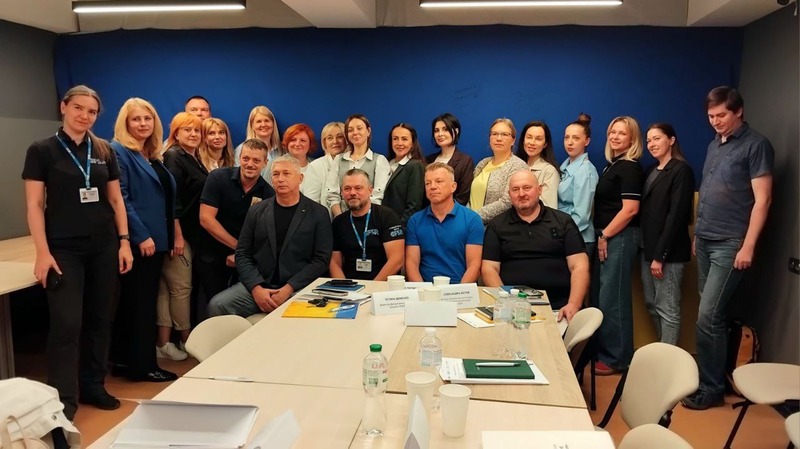 Круглий стіл