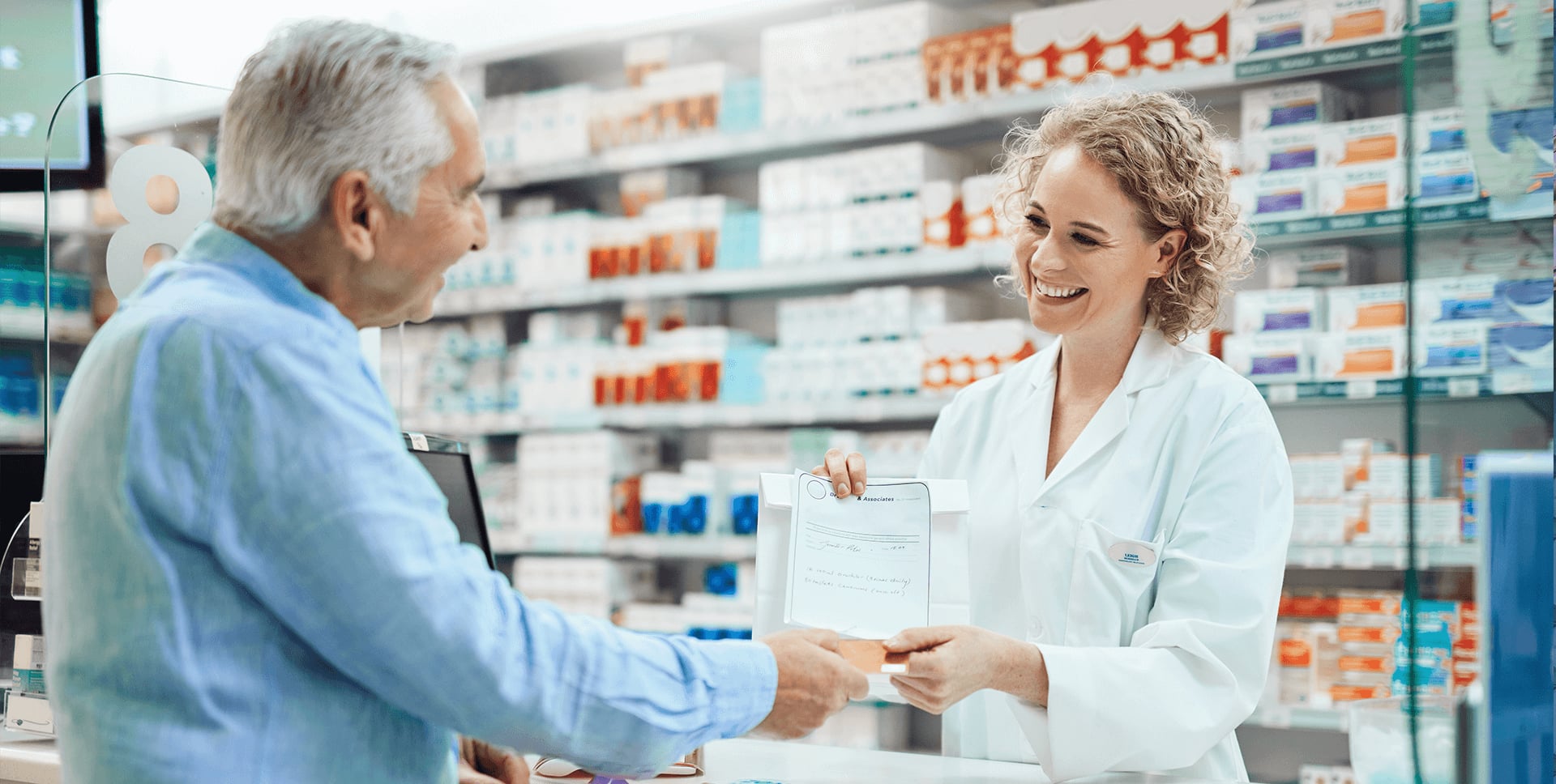 День фармацевтичного працівника України.