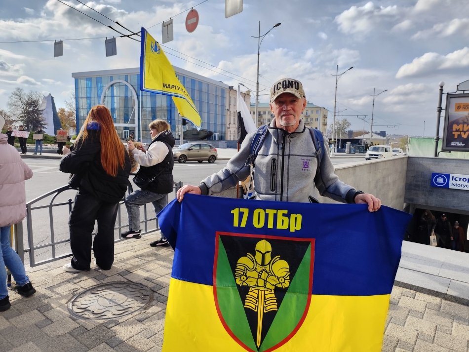 Акція у Харкові на підтримку військовополонених та зниклих безвісти-007