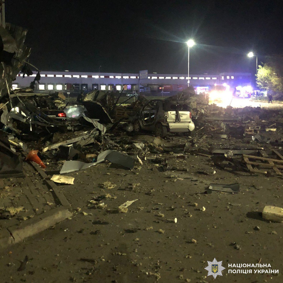 Зруйнована заправка