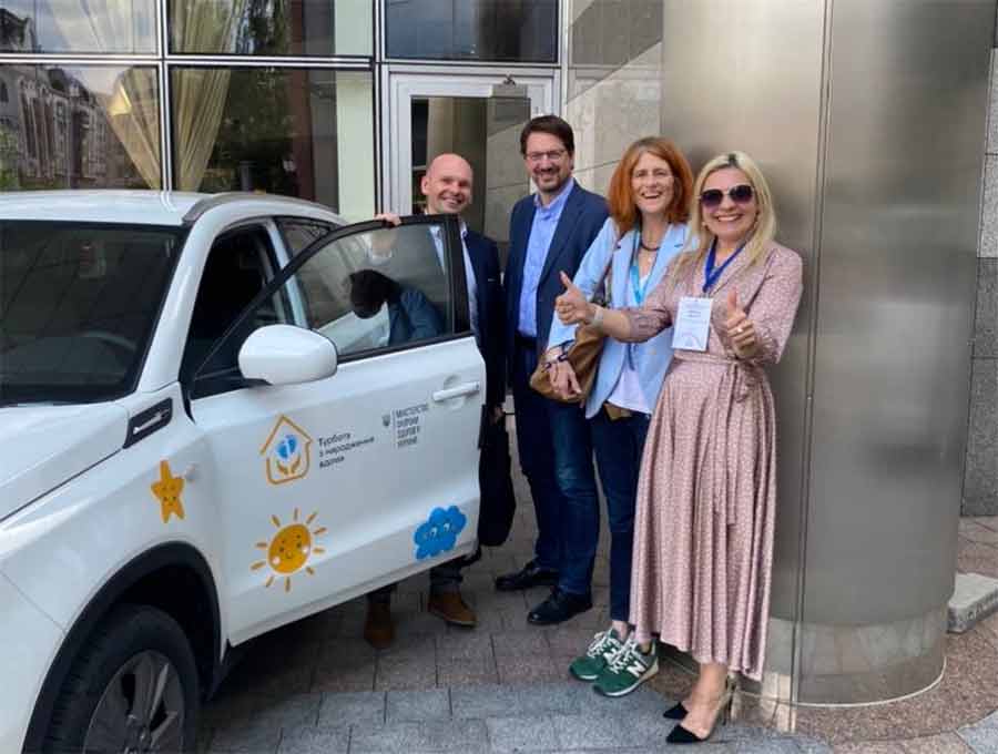 Автівка від UNICEF