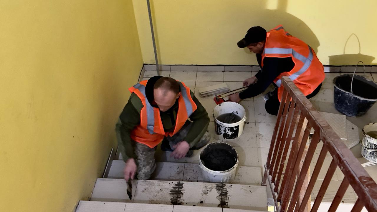 Ремонт пошкодженої багатоповерхівки