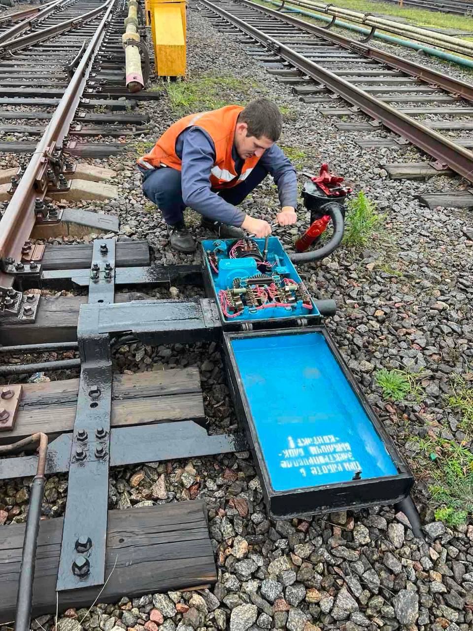 Метро Харкова перевіряє стрілки на справність
