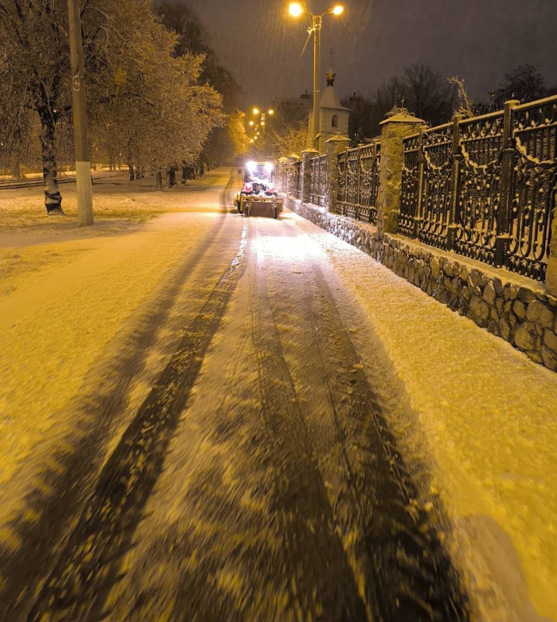 Сніг у Харкові, комунальники, 10.12.2025