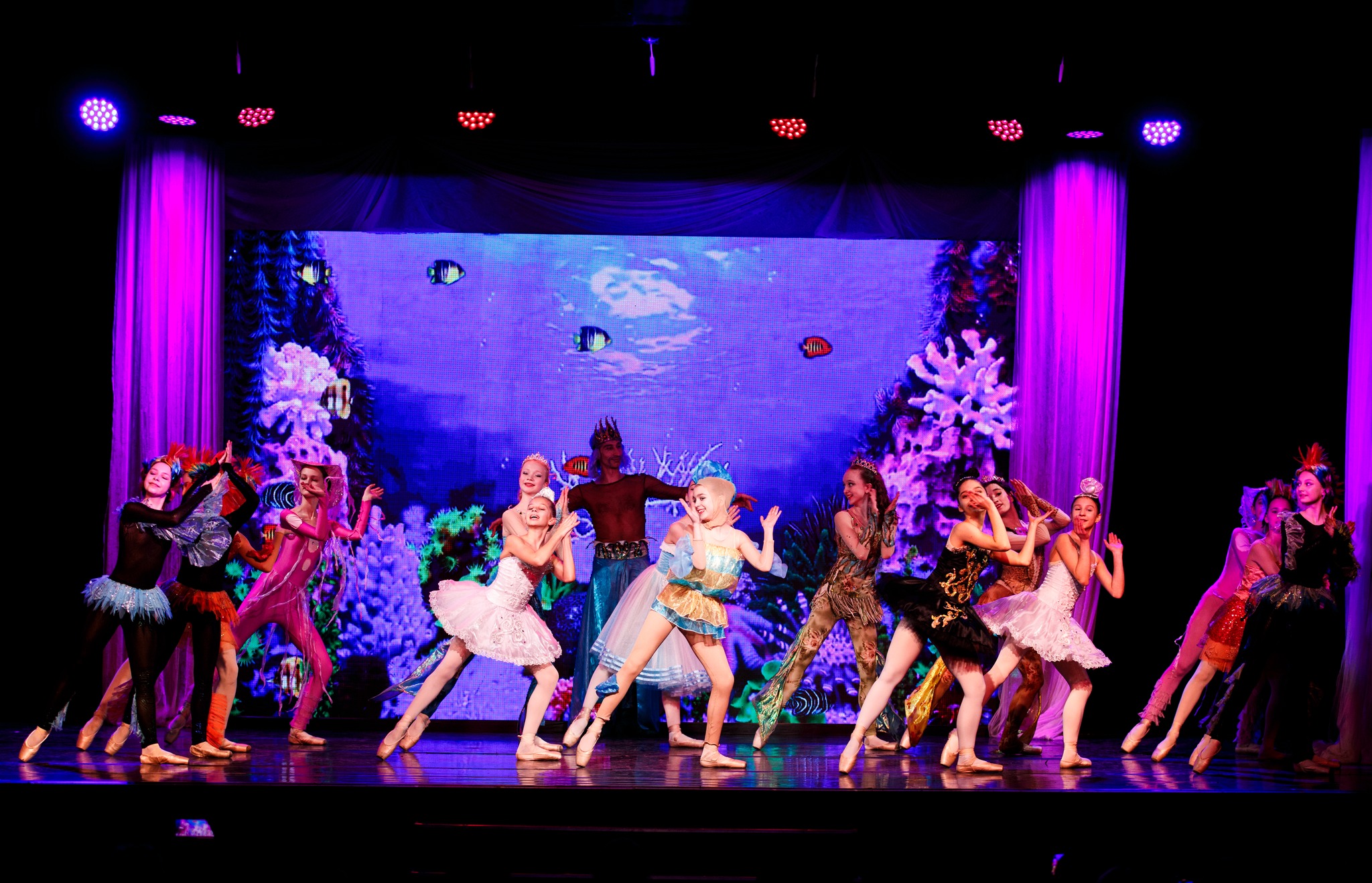 Балет «Чарівний світ Андерсена» в ХНАТОБ