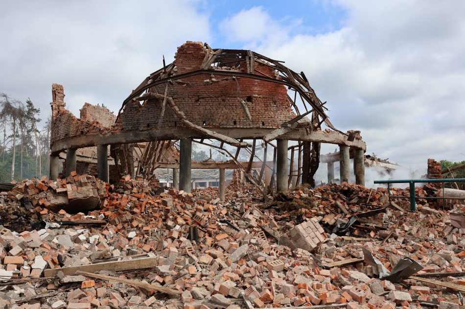 Дергачівська громада- зруйнована спортивна школа