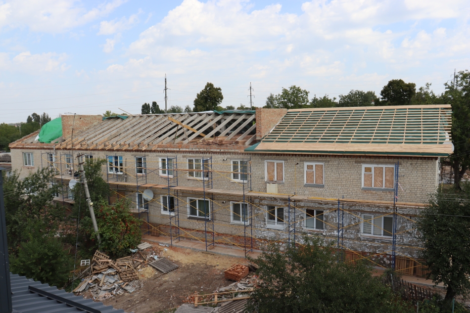 Дергачівська громада-відновлення будинку