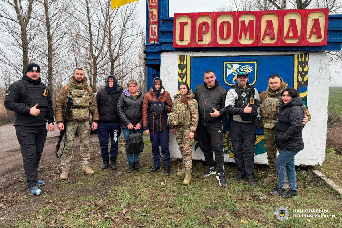 &laquo;Білі Янголи&raquo; вивозять цивільних з-під обстрілів на Харківщині