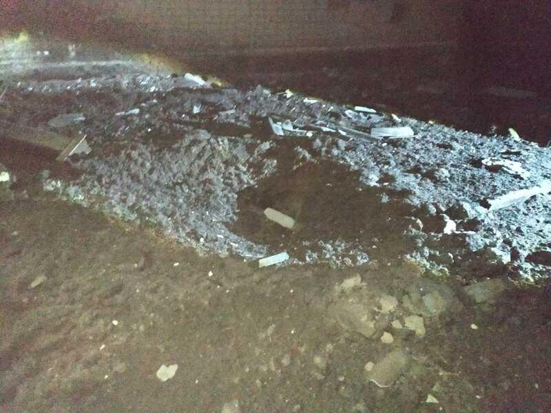 Вирва після удару окупантів в селі Одноробівка