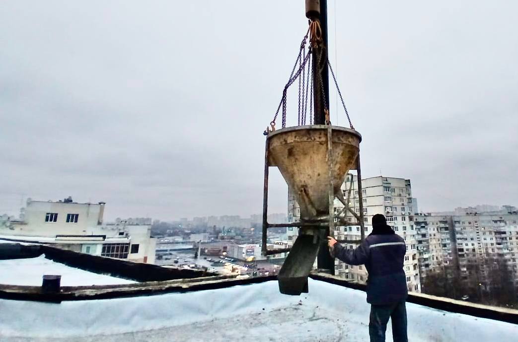 Ремонт покрівлі будинку