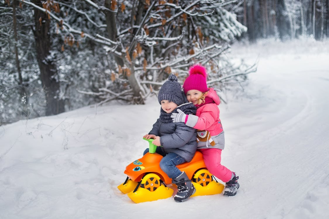 день ангела 28 грудня