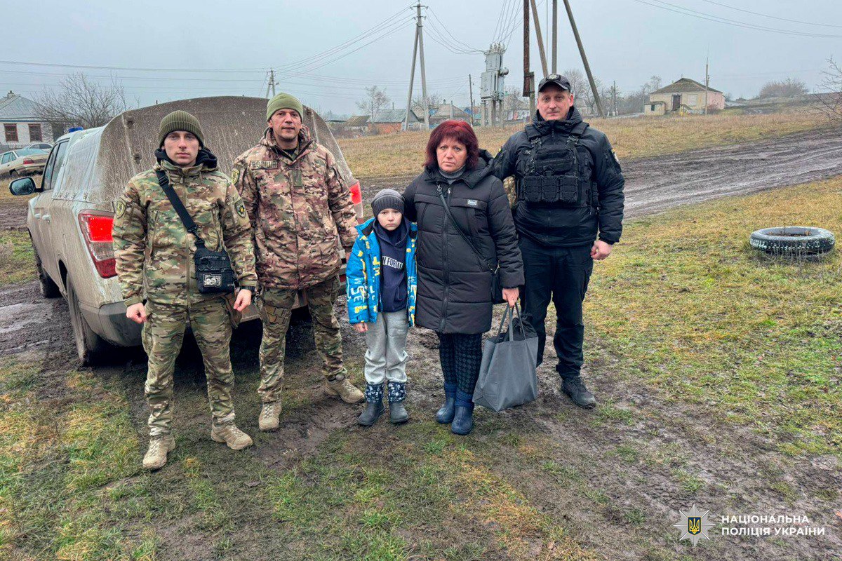 Евакуація під обстрілами