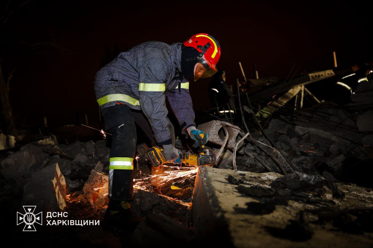 Російська ракета вдарила по Слобідському району Харкова