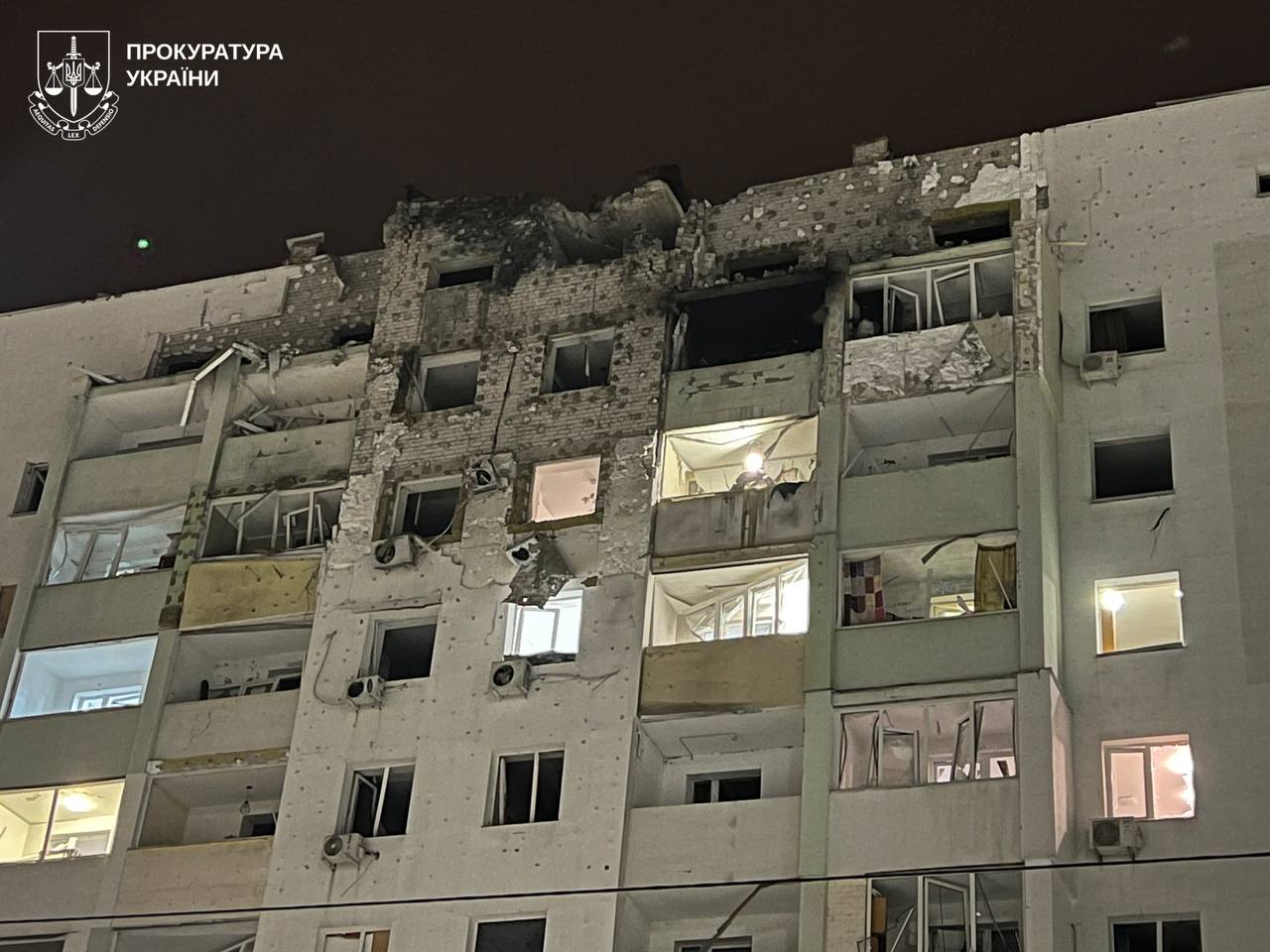 Обстріл багатоповерхівки у Харкові