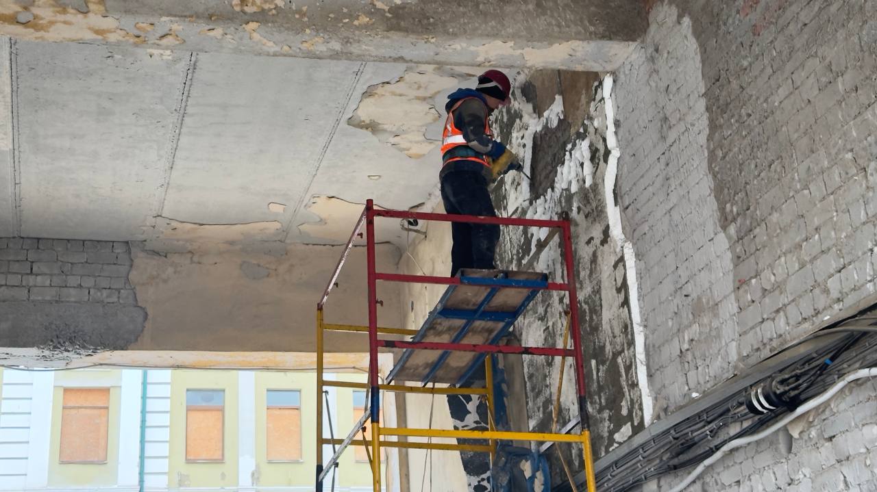 Відновлення будинку на вулиці Свободи у Харкові, лютий 2026