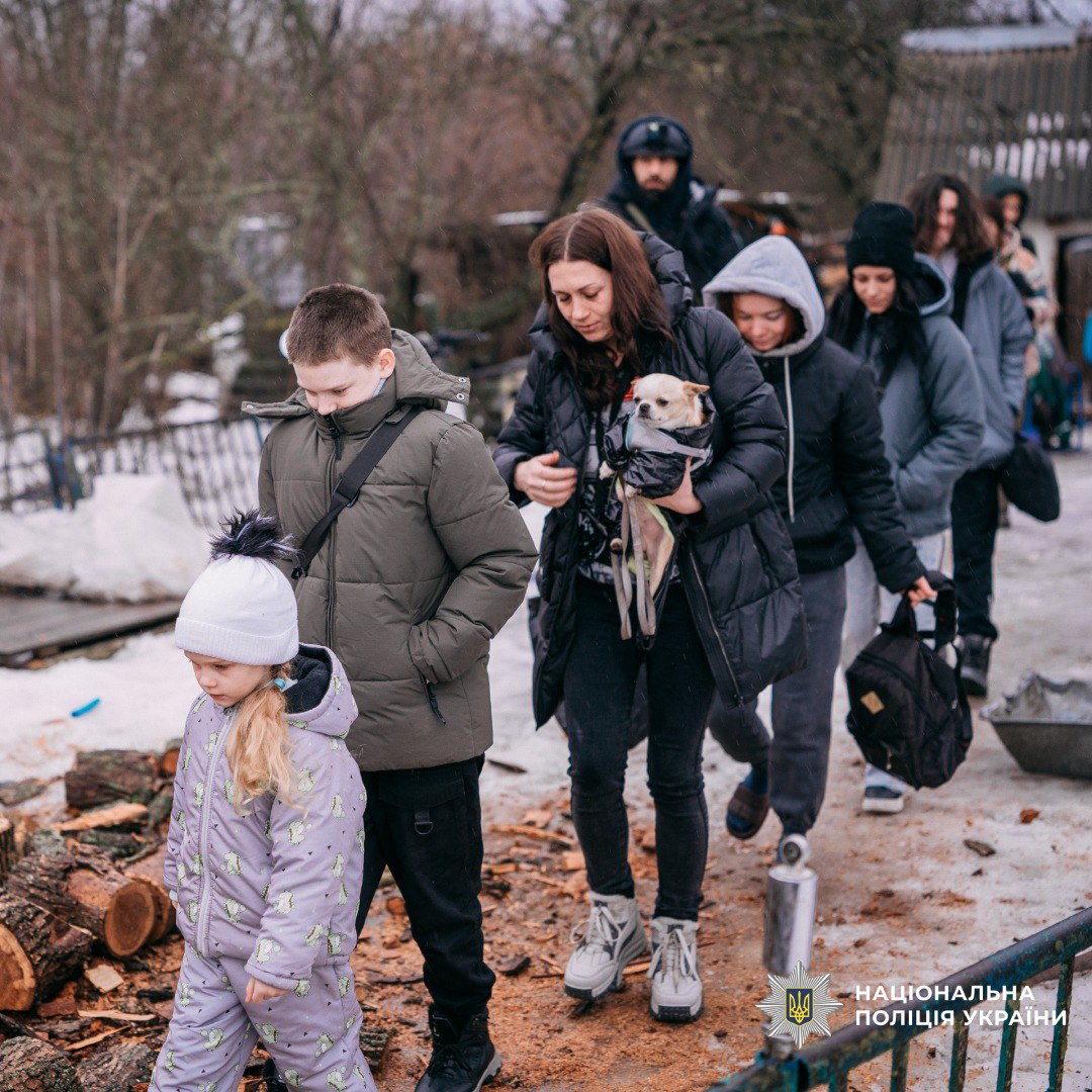 Евакуація родин із дітьми